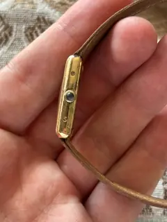 couronne — Cartier Tank Must