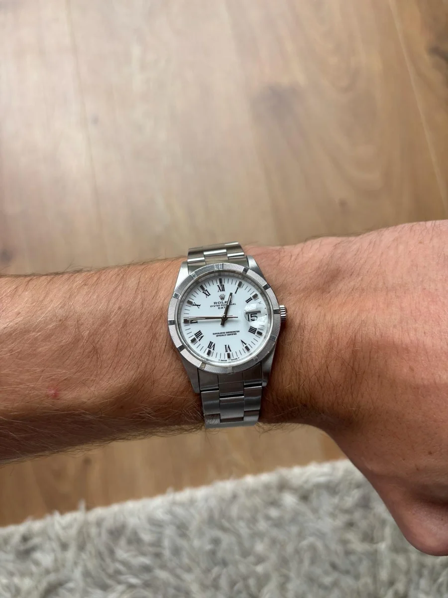 Rolex Oyster Perpetual Date réf. 15210 — montre vintage & de luxe · Horvane