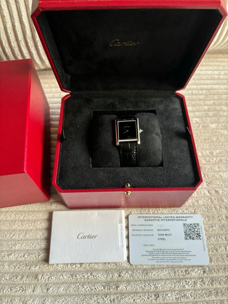 Cartier Tank Must réf. WSTA0072 — montre vintage & de luxe · Horvane