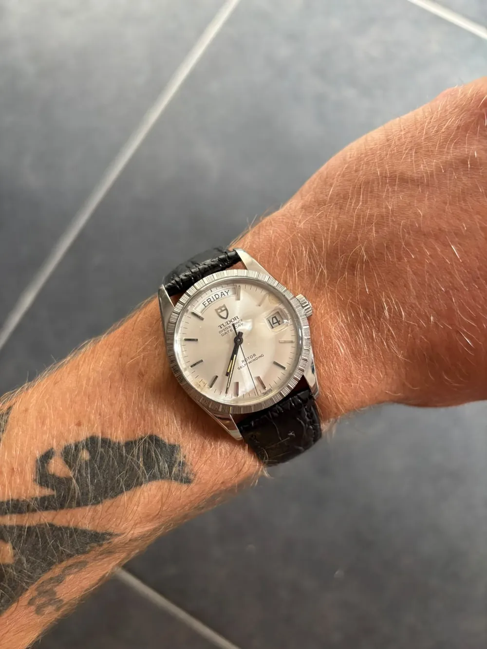 Tudor Oyster Prince Date-Day réf. 94510 — montre vintage & de luxe · Horvane